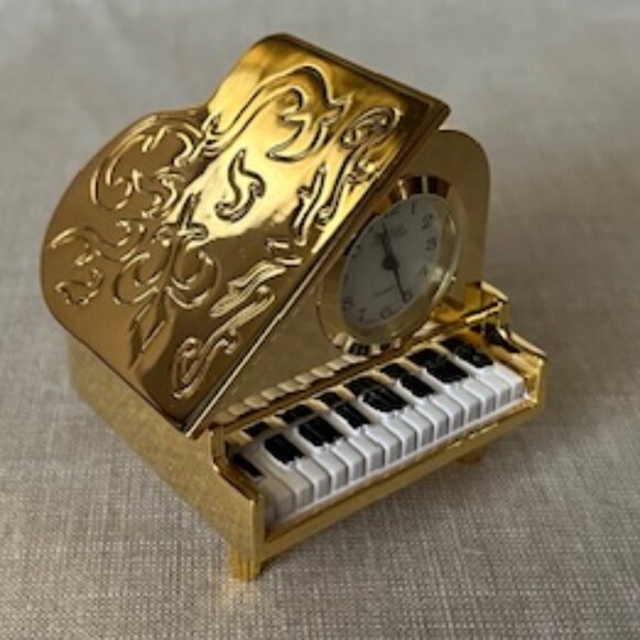 Miniature Piano Clock by Breeze Collection, Gift Idea - Picture 6 of 15